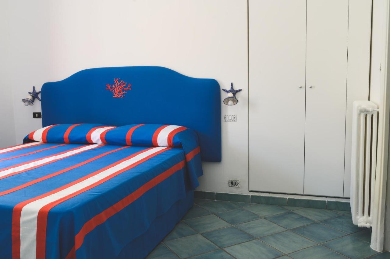 Parco Augusto Bed & Breakfast กาปรี ภายนอก รูปภาพ
